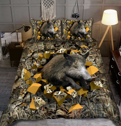 Boar Wall All Over Printed Bedding Set